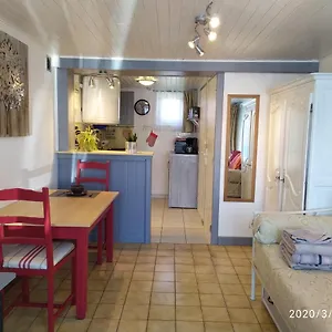 Appartement Brou-seillon : Entre Histoire Et Nature 