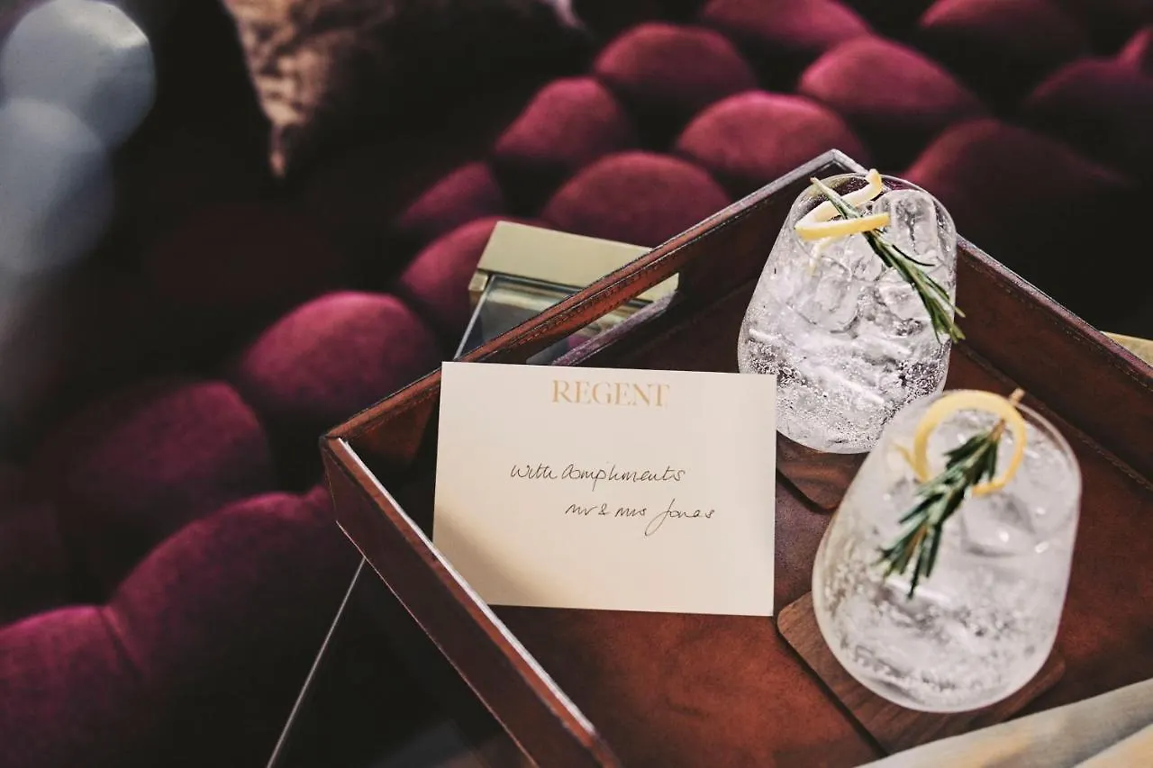 Regent Hong Kong Hotell