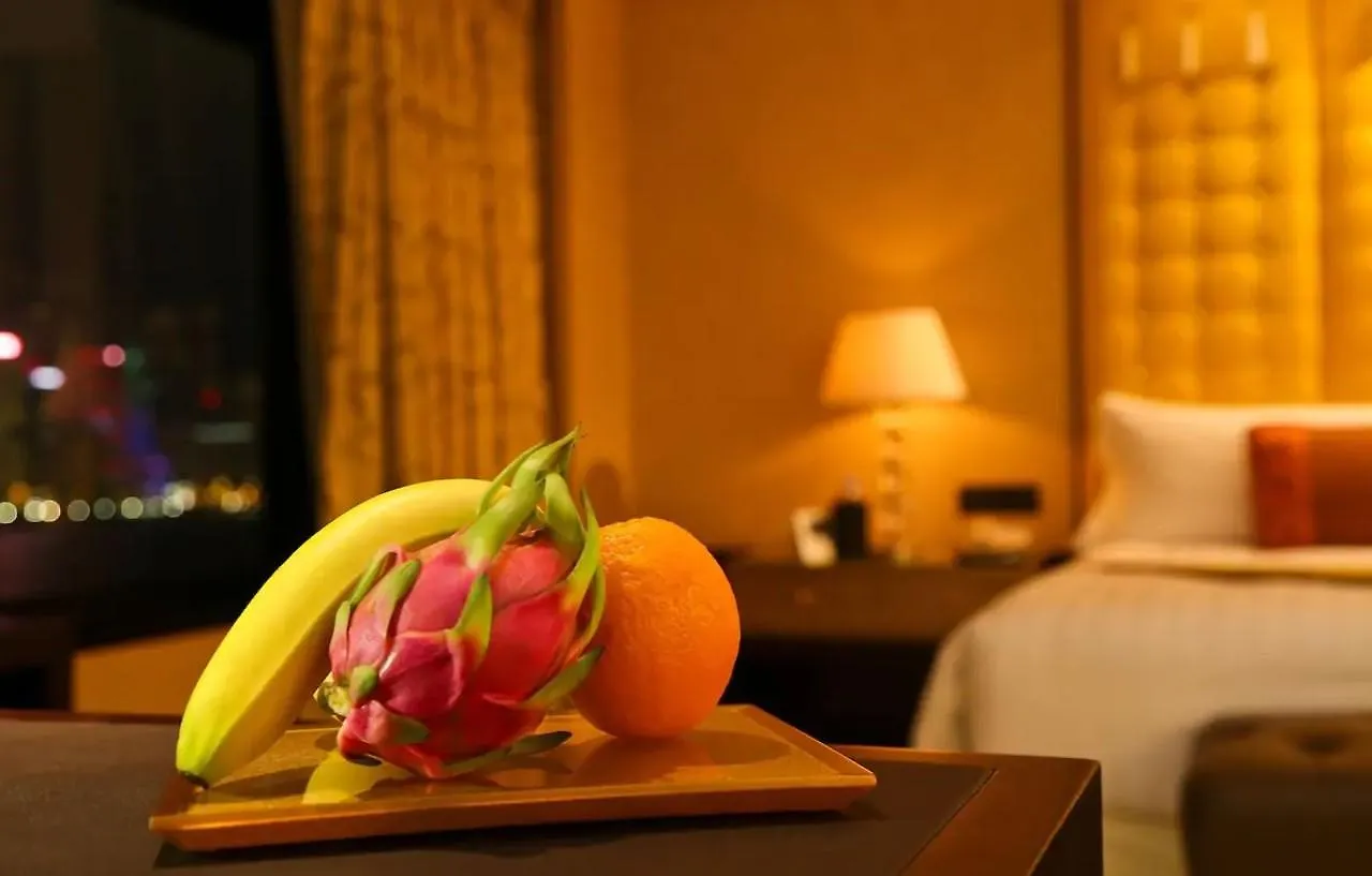 Regent Hong Kong Hotell 5*,